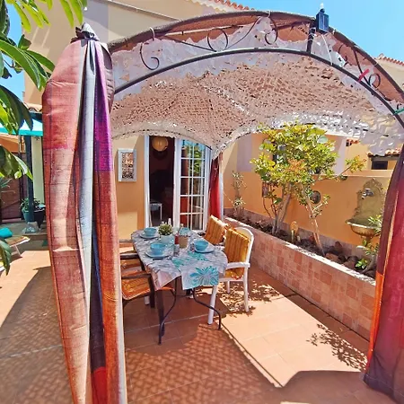 Tropical Oasis Retreat In Σπίτι διακοπών