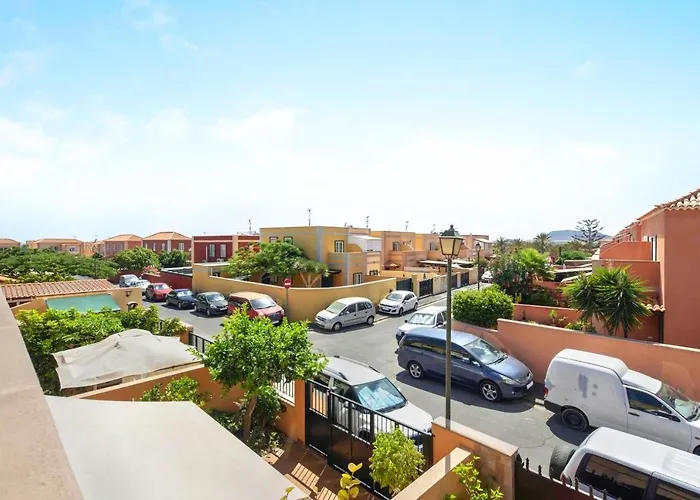 Tropical Oasis Retreat In Сasa de vacaciones